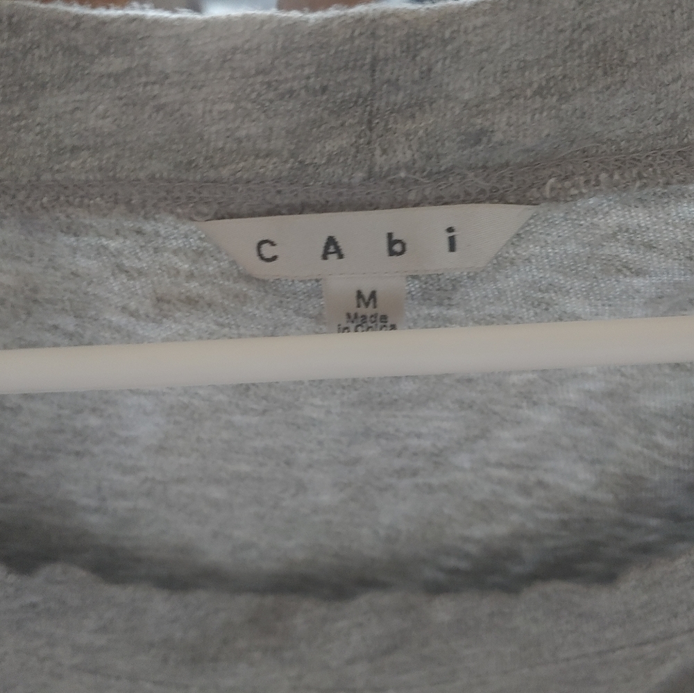 Cropped sweater - Picture 2 of 2